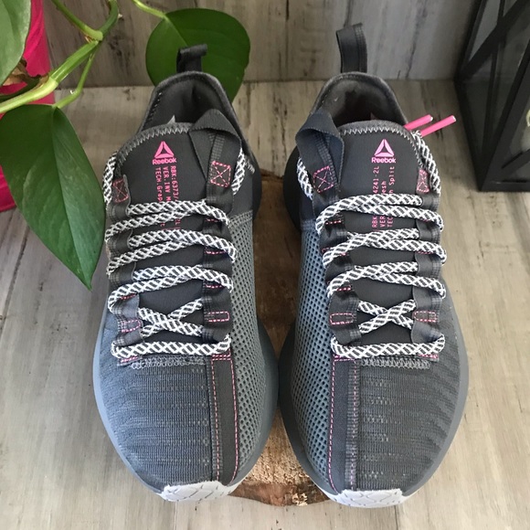 Women’s Reebok Shoes - Picture 2 of 9